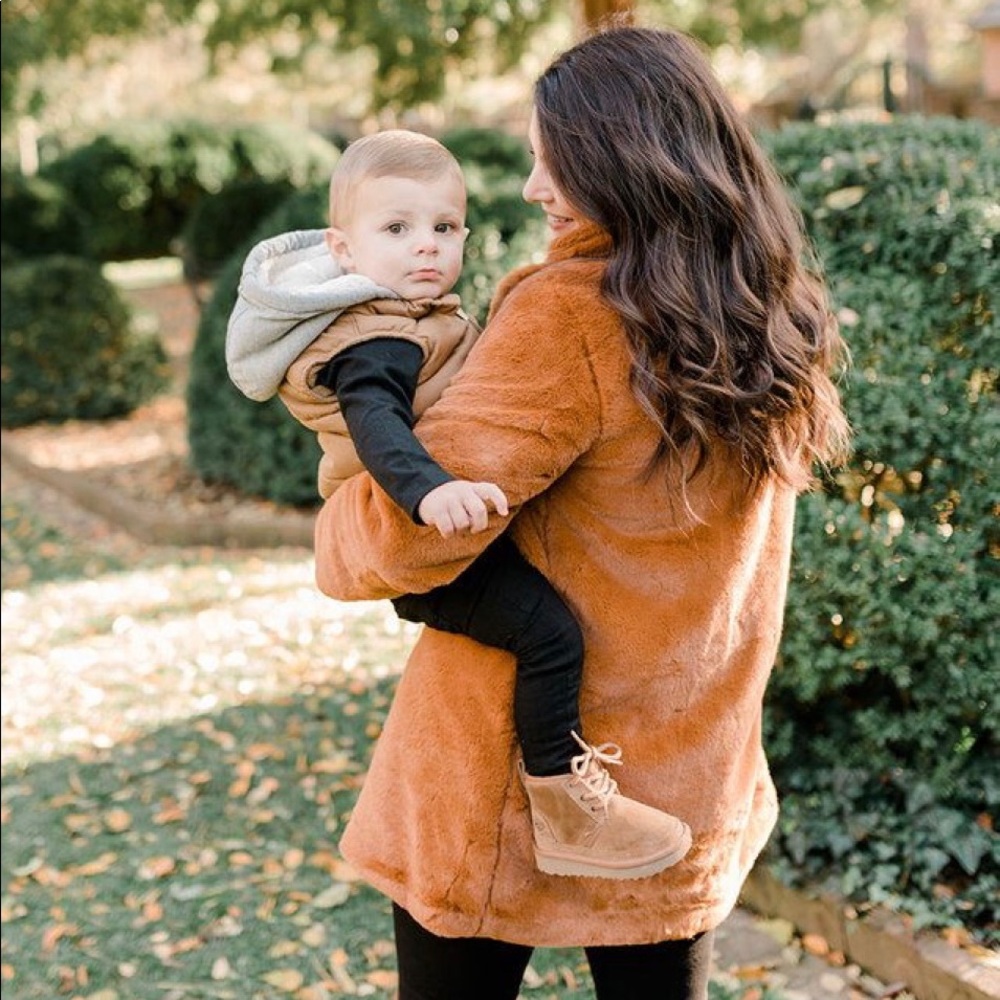 🍂 UGG Neumel Waterproof Chukka toddler boy boots
